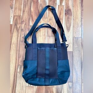 Adidas Women's All Me Tote / Travel Bag Black With Crossbody Strap One Size